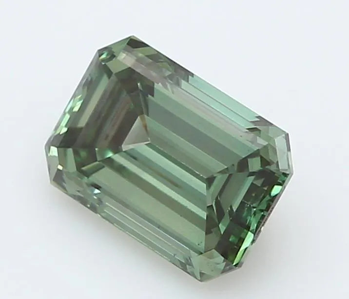 0.78ct Emerald Lab Grown Diamond (Colour Fancy Vivid Green, Clarity VS1, IGI Certified)