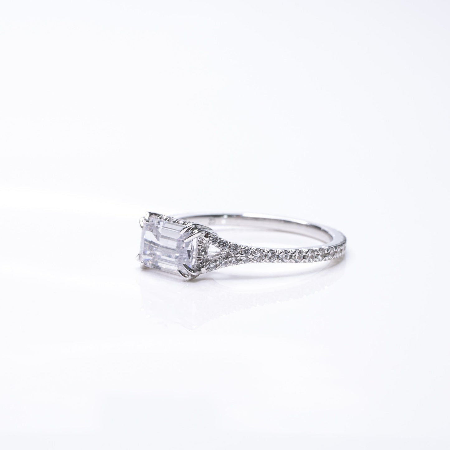 The Madeleine Ring - Lab Diamond - Moments Jewellery